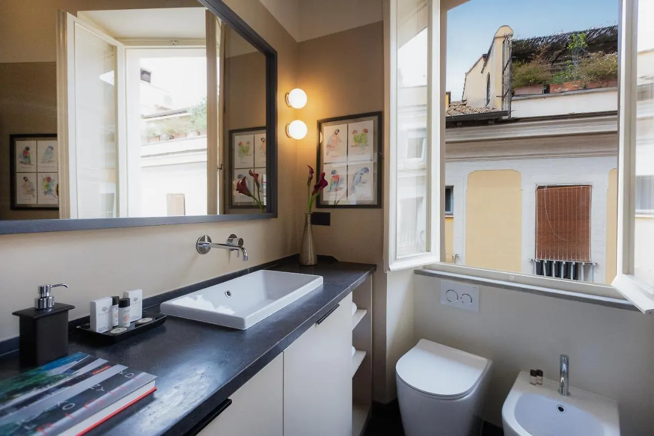 Amazing Fontana Di Trevi Apartment Rome