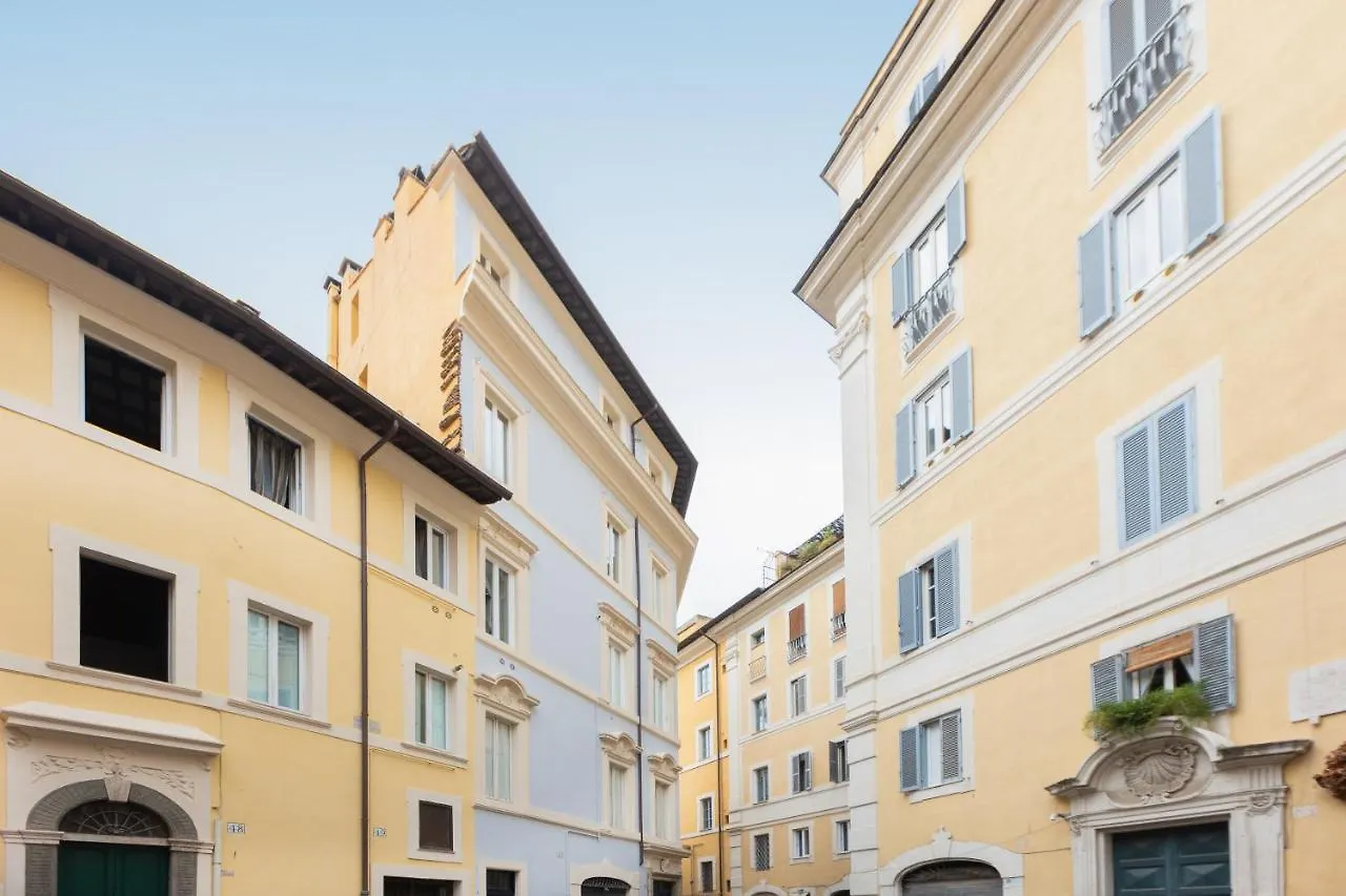 Amazing Fontana Di Trevi Apartment Rome Italy